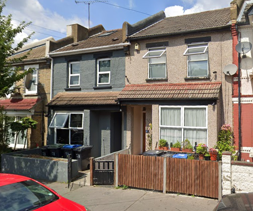 6 bed terraced house for sale