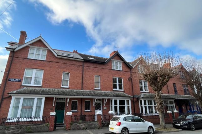 7 bed terraced house for sale