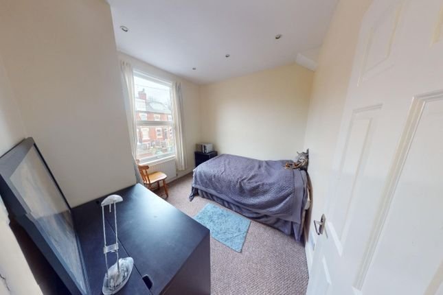 6 bed terraced house for sale
