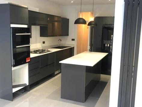 6 bed terraced house for sale