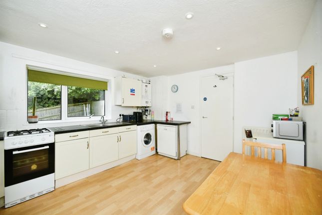 4 bed terraced house for sale