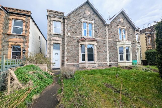 4 bed end terrace house for sale