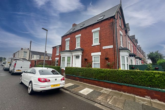 6 bed semi-detached house for sale