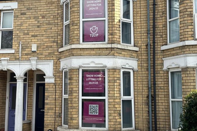 5 bed property for sale