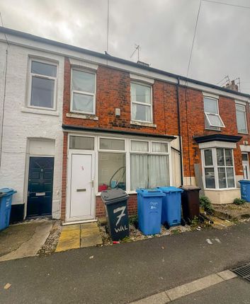 4 bed terraced house for sale