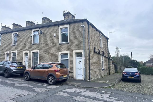 4 bed terraced house for sale