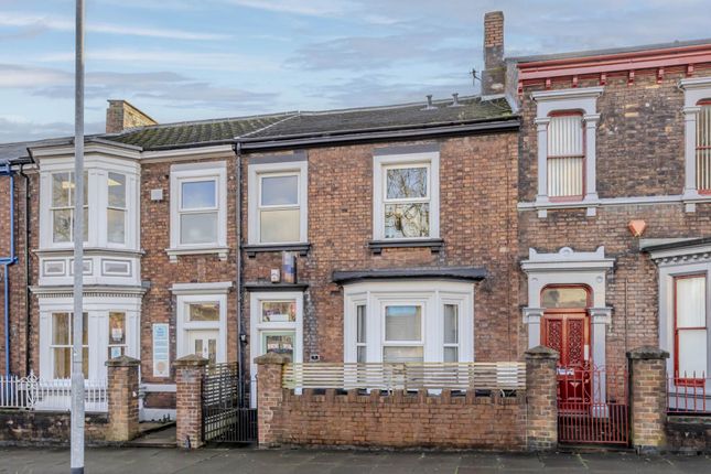 5 bed town house for sale