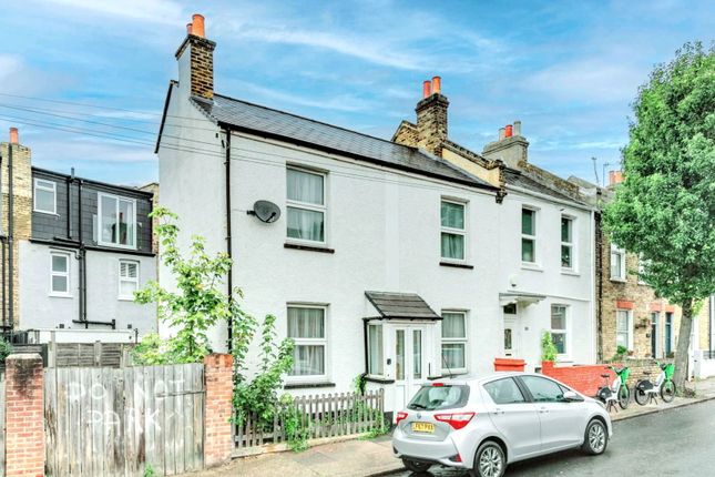 3 bed end terrace house for sale