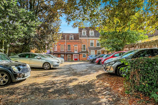 12 bed property for sale