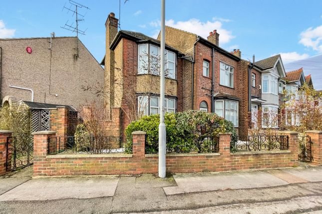 3 bed end terrace house for sale