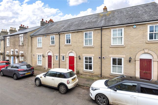 3 bed terraced house for sale