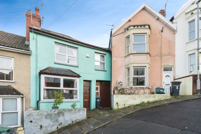 6 bed terraced house for sale