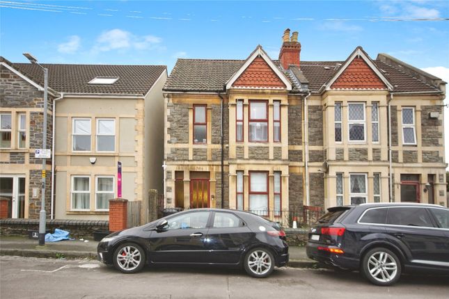 4 bed semi-detached house for sale