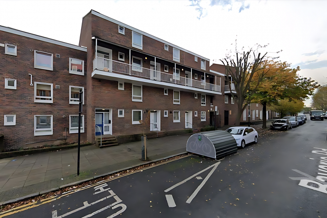 3 bed maisonette for sale