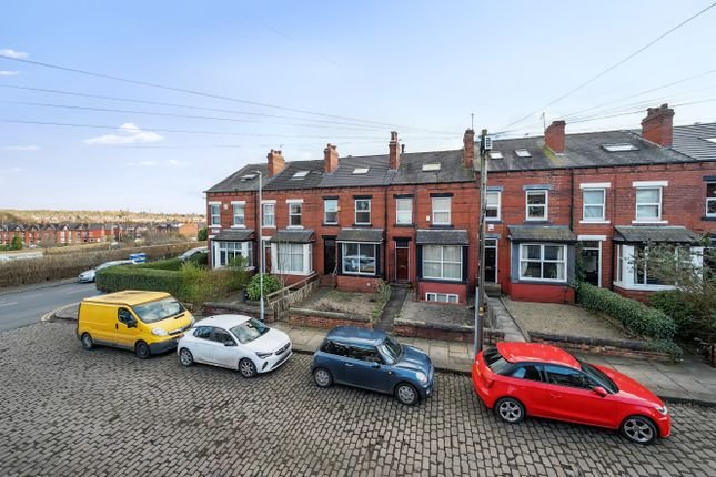 5 bed terraced house for sale