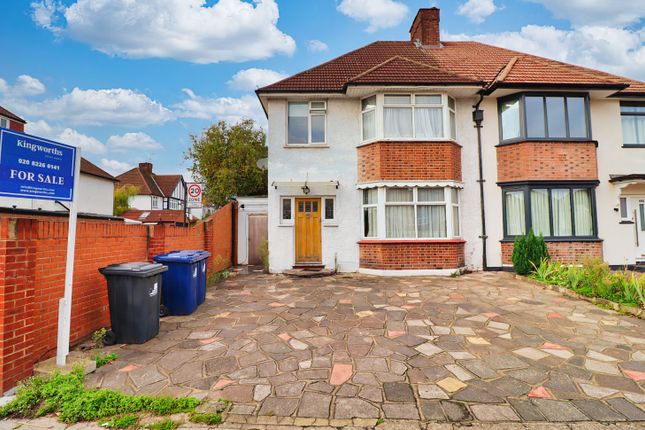 4 bed semi-detached house for sale