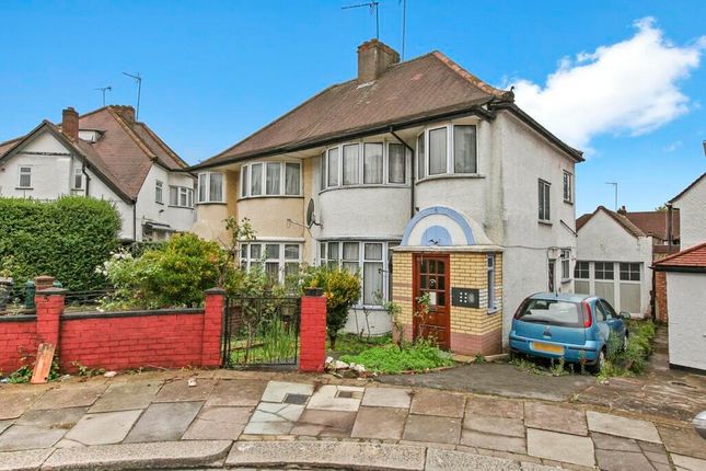 3 bed semi-detached house for sale