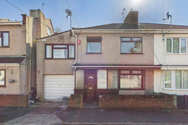 4 bed semi-detached house for sale