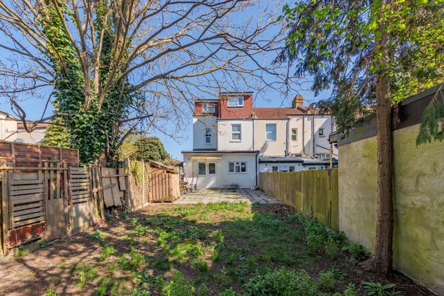 7 bed end terrace house for sale