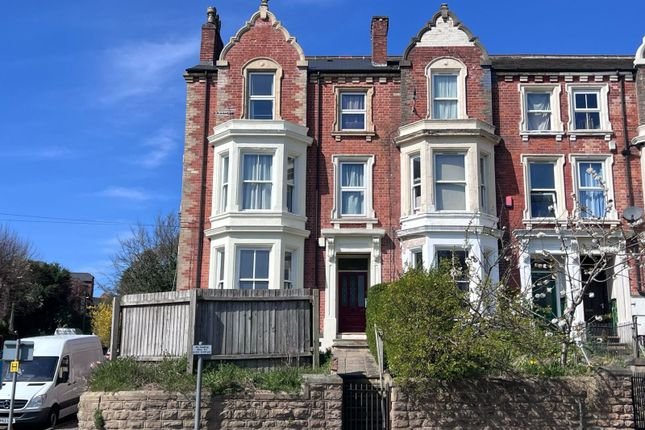 7 bed end terrace house for sale