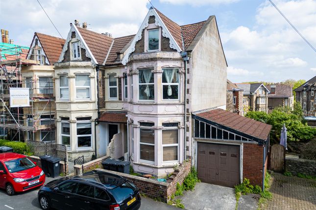 6 bed property for sale