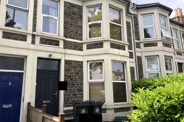 6 bed detached house for sale
