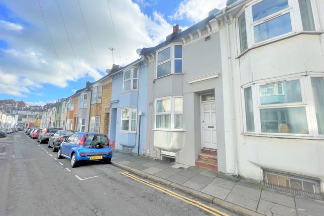 4 bed terraced house for sale