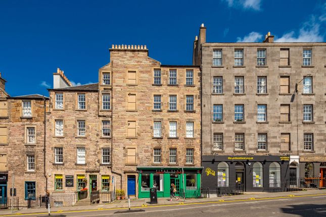 4 bed flat for sale