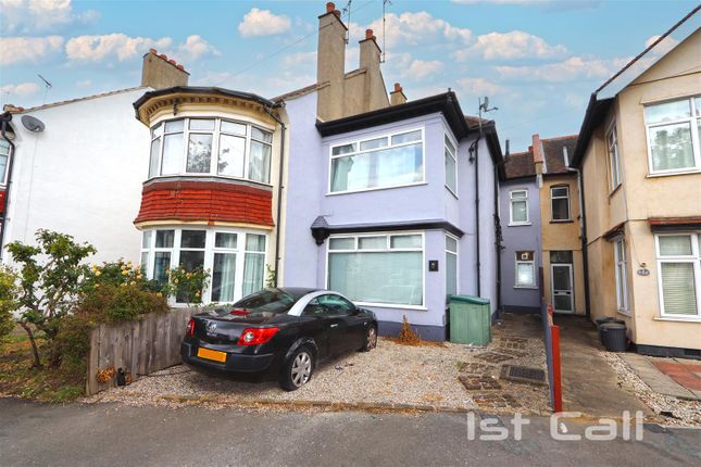 4 bed terraced house for sale