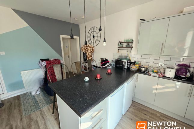 4 bed terraced house for sale