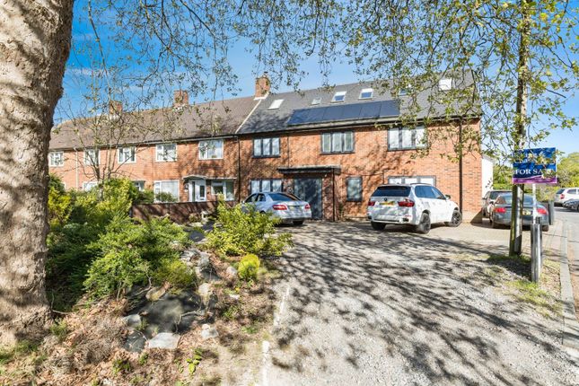 8 bed end terrace house for sale