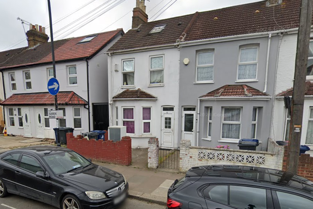 4 bed end terrace house for sale