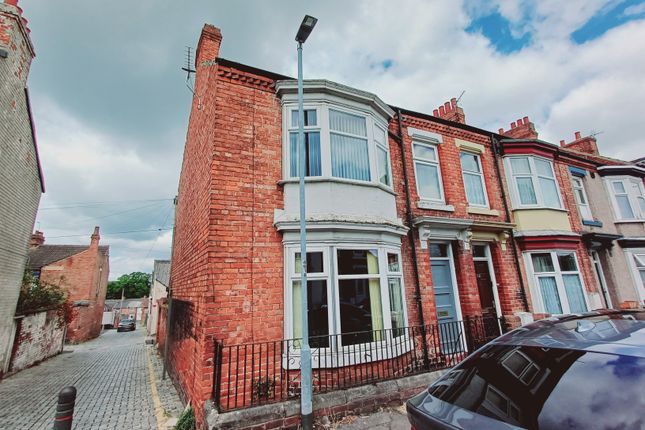 4 bed end terrace house for sale
