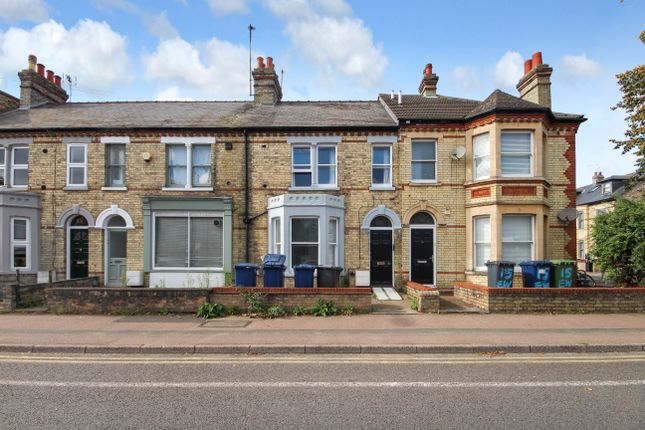 5 bed terraced house for sale
