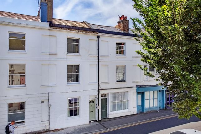 6 bed property for sale