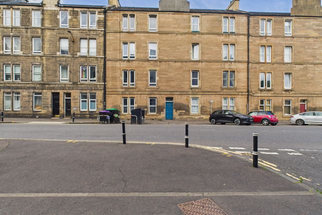 4 bed flat for sale