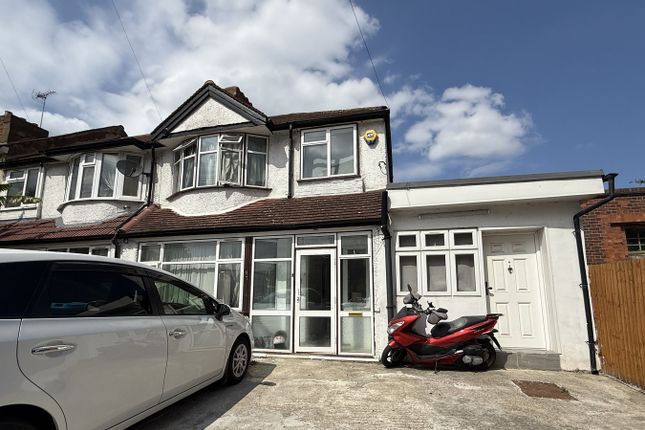 5 bed terraced house for sale