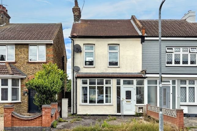 3 bed semi-detached house for sale