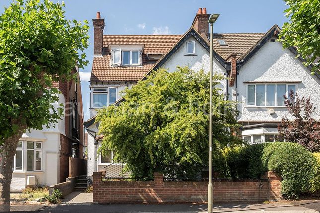 9 bed semi-detached house for sale