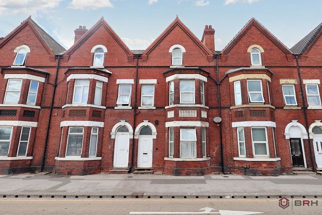 6 bed terraced house for sale