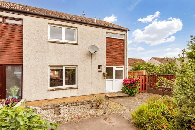 3 bed semi-detached house for sale