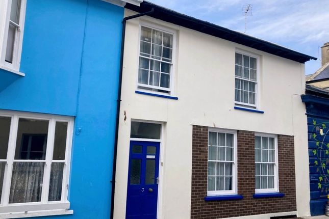 5 bed terraced house for sale