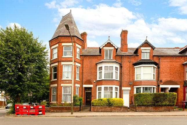 6 bed property for sale