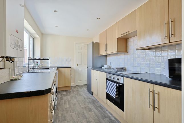 6 bed maisonette for sale