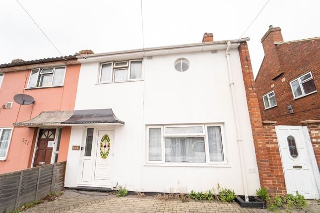6 bed semi-detached house for sale