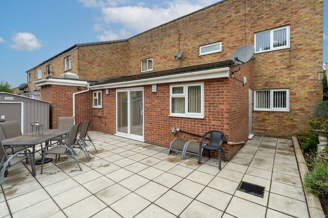 4 bed terraced house for sale