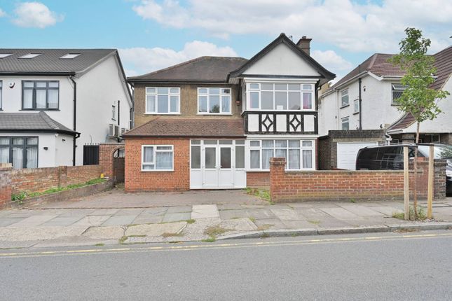 6 bed detached house for sale