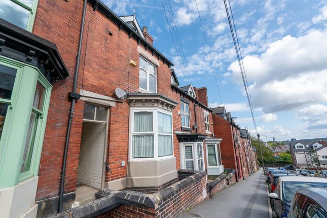 4 bed terraced house for sale