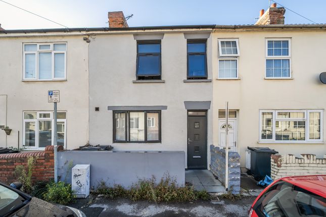 4 bed terraced house for sale