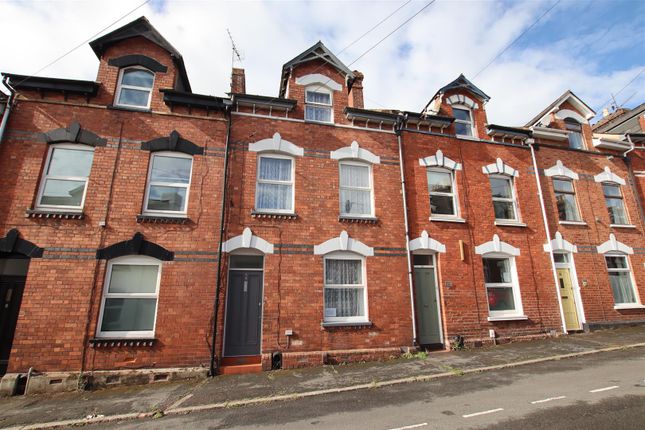 6 bed property for sale